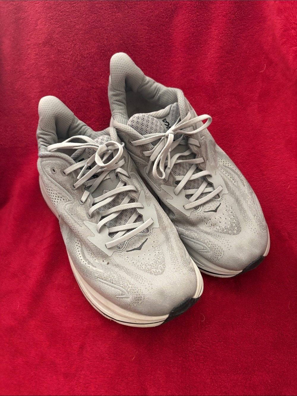Hoka Men's Light Gray Running Sneakers